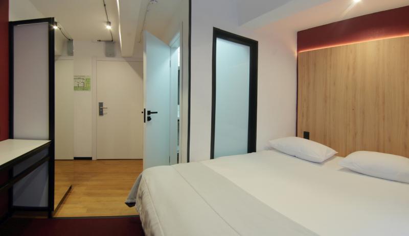 https://novgorod.greenfeel.ru/wp-content/uploads/2025/01/novgorod-room5-3-w.jpg